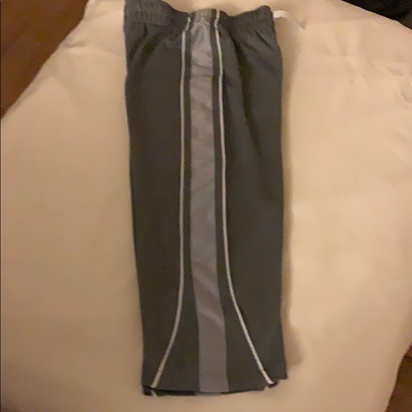 Long pants - Picture 3 of 3